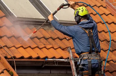 Démoussage et hydrofuge de toiture à Ercheu